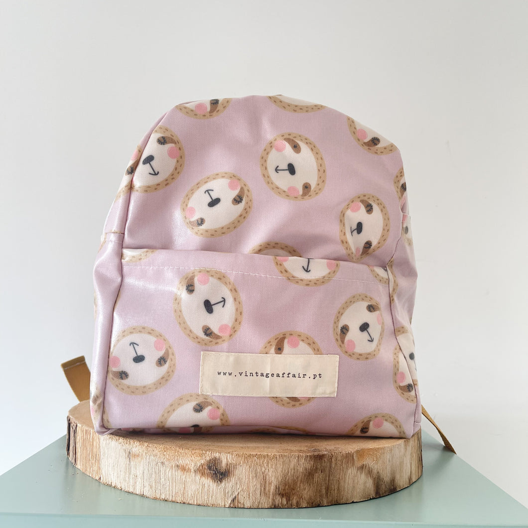 Mochila pequena PREGUIÇAS 🦥 ROSA