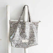 Load image into Gallery viewer, Saco de alças ANIMAL PRINT CAQUI