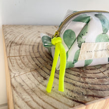 Load image into Gallery viewer, Necessaire grande CACTOS VERDES