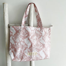Load image into Gallery viewer, Saco de alças SNAKE PRINT