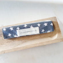 Load image into Gallery viewer, Individual de mesa com bolso ESTRELAS ANTRACITE